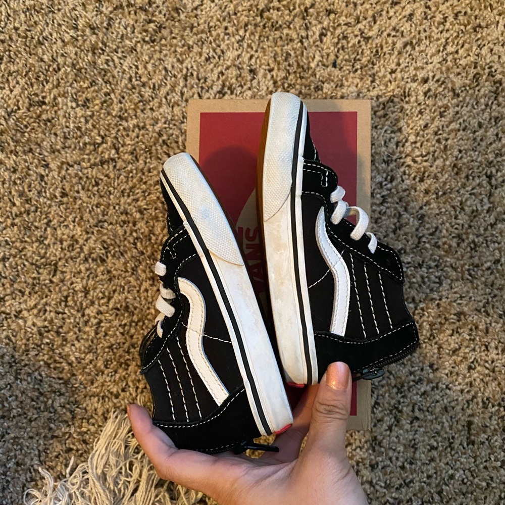 Toddler size 7.5 High Top Old Skool Vans
